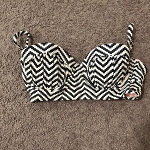 Tribals bikini top